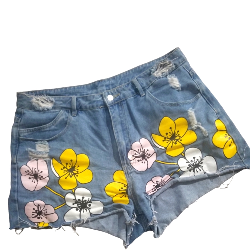 SHEIN Curve Women's Denim Cutoff Shorts